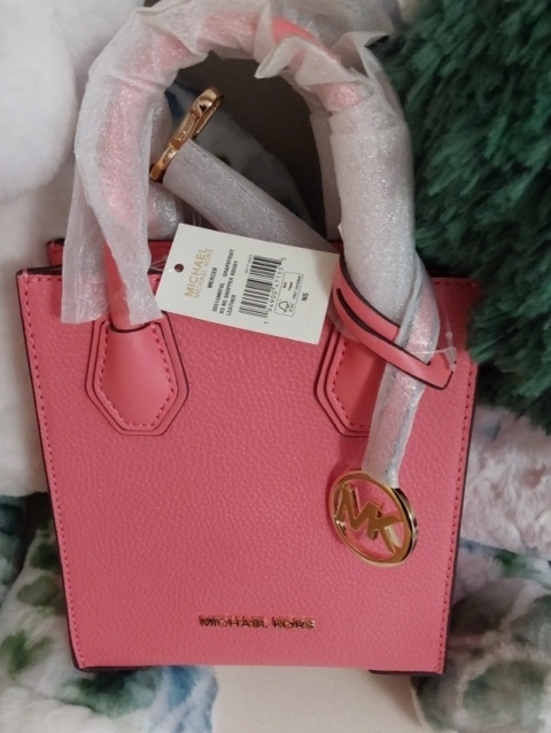 Michael Kors Handbags - *** RESERVED FOR @brandyw504*****
